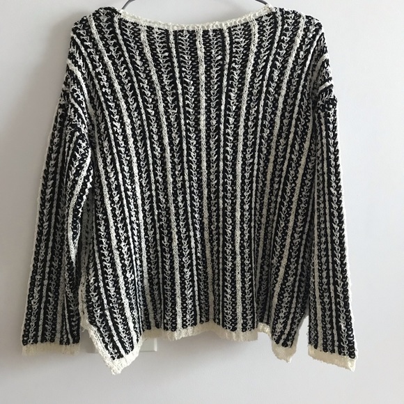 $15 for 3 ✨ knit sweater - Picture 7 of 11